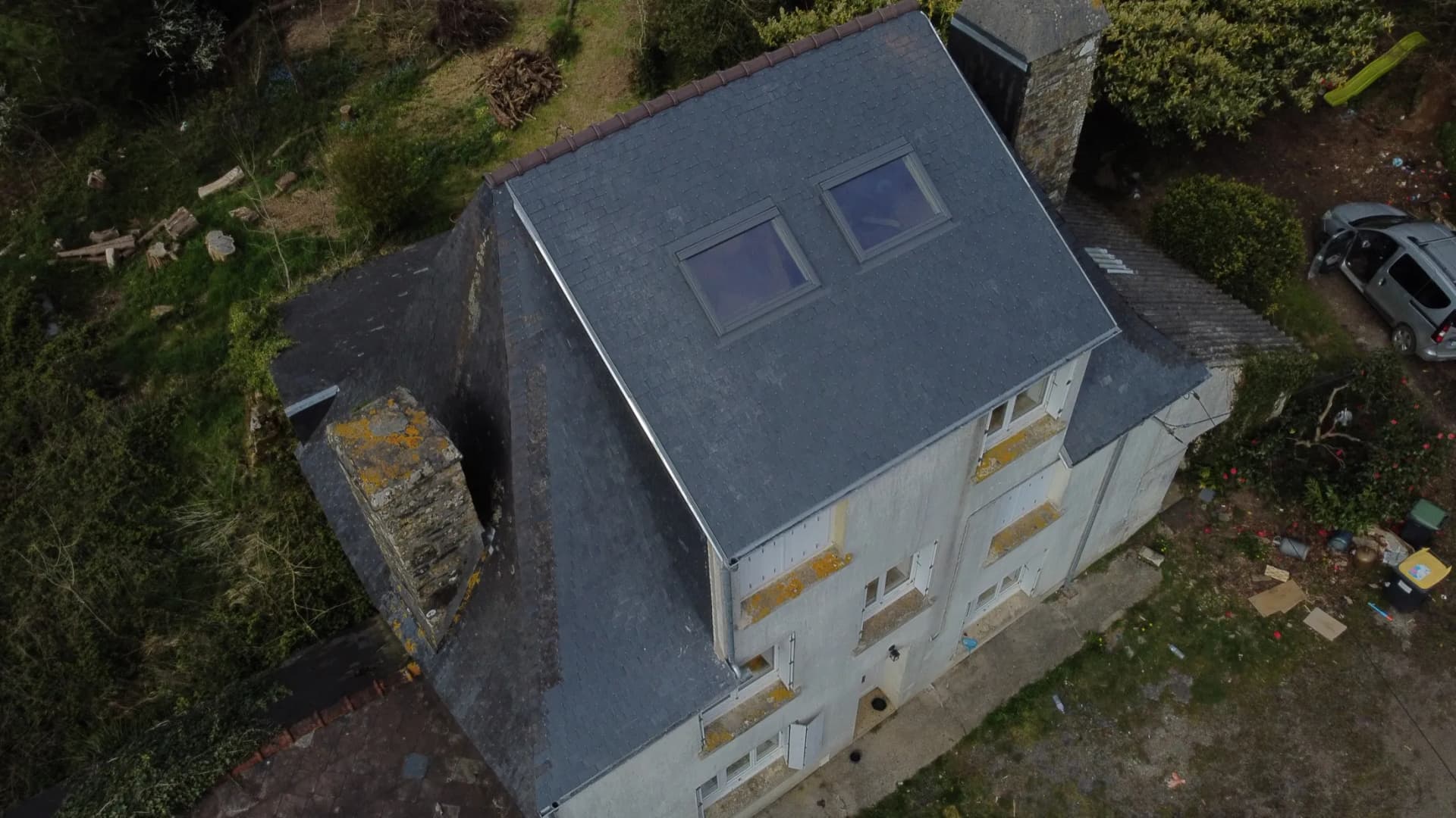 Toiture en ardoise traditionnelle à Brest